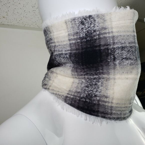 Eddie Bauer Winter Fleece Neck Warmer Shell Lining with Pull String Plaid Print - Picture 4 of 12